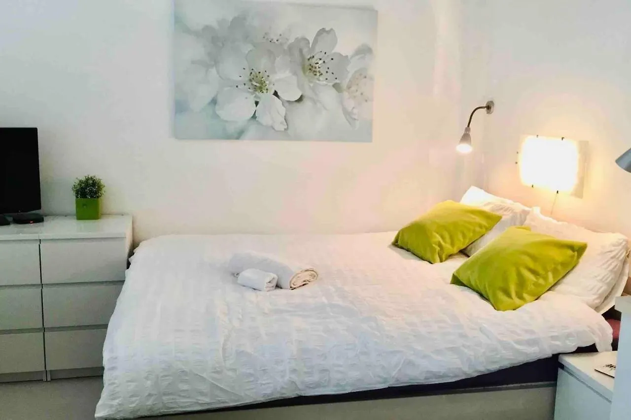 Lovely Apartment In Centre Prague 1
